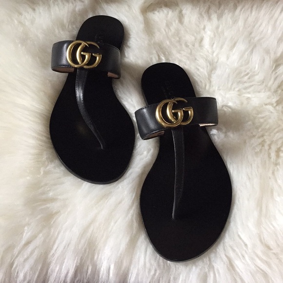 black gucci thong slides